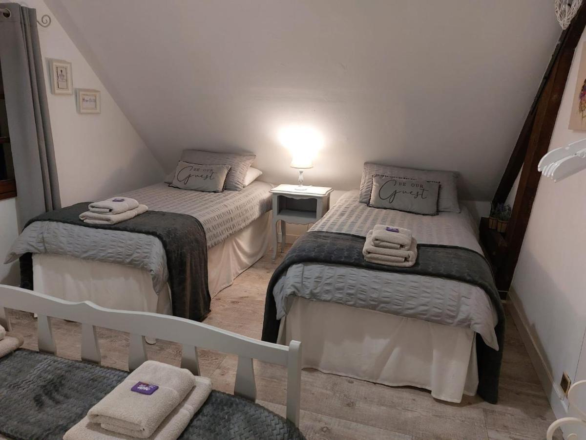 Les Gages Villa Brece  Eksteriør bilde